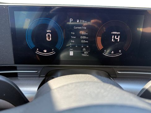 Used 2026 Hyundai Kona SE FWD image 10