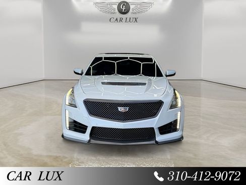 Used 2017 Cadillac CTS V w/ Carbon Fiber Package image 8