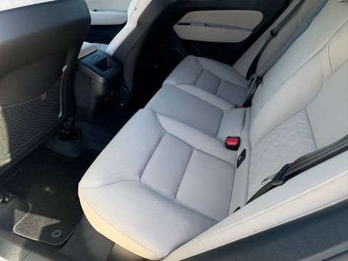 New 2026 Volvo XC60 B5 Plus w/ Protection Package Premier image 19