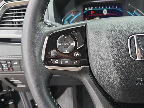 Used 2023 Honda Odyssey Elite image 19