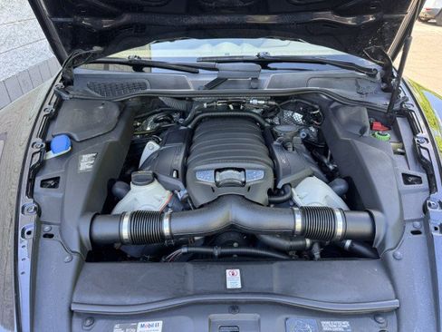 Used 2013 Porsche Cayenne S AWD/4WD image 5