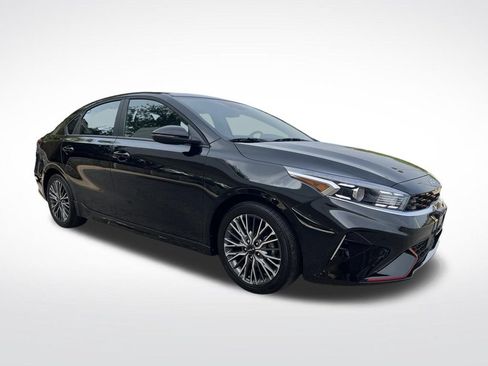 Certified 2024 Kia Forte GT-Line FWD image 3