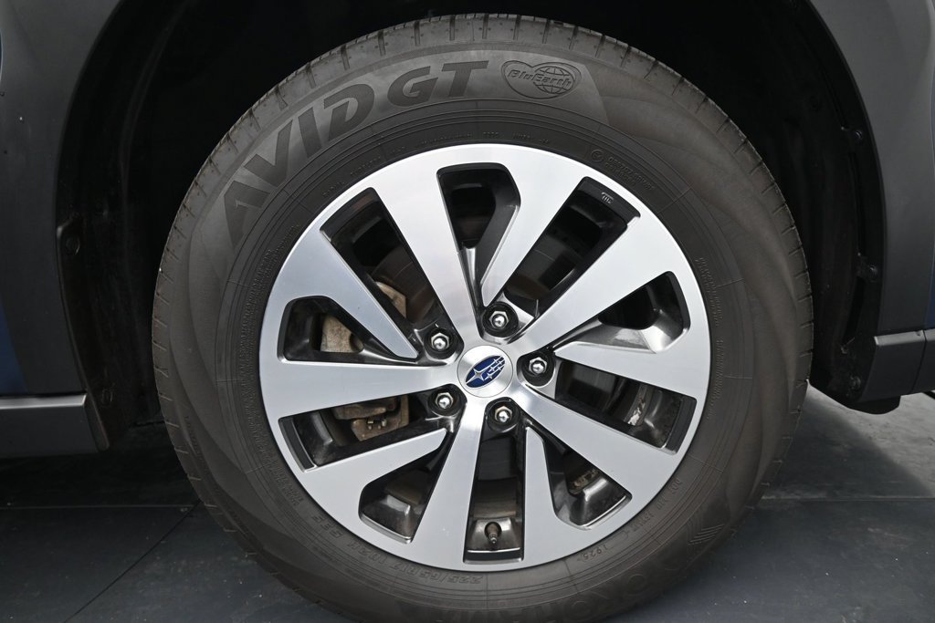 Used 2024 Subaru Outback Premium AWD/4WD image 11