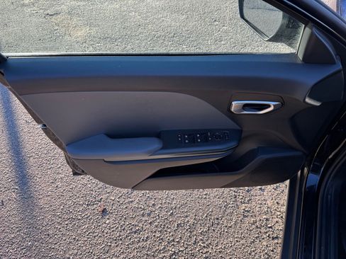 Used 2025 Kia K4 LXS image 20