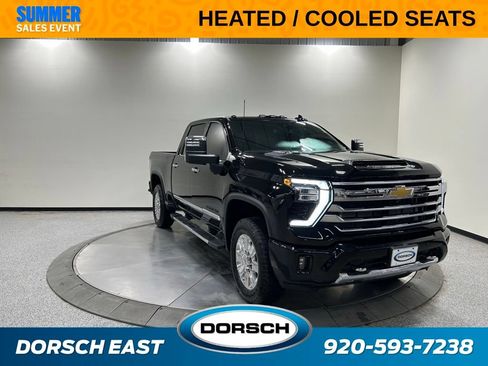 Used 2025 Chevrolet Silverado 2500 High Country w/ Z71 Off-Road Package AWD/4WD image 3