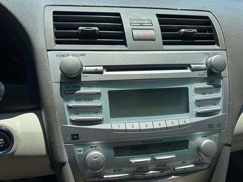 Used 2007 Toyota Camry XLE FWD image 20