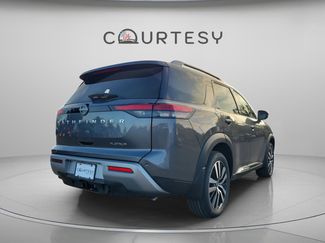 New 2025 Nissan Pathfinder Platinum video 2