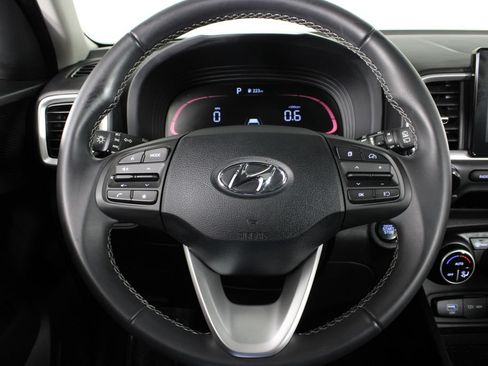 Certified 2026 Hyundai Venue SEL FWD image 26