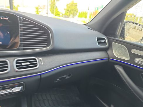 Used 2025 Mercedes-Benz GLE 350 4MATIC image 27