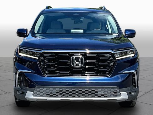 Certified 2025 Honda Pilot Touring image 36