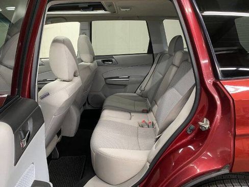 Used 2012 Subaru Forester 2.5X Premium w/ All-Weather Pkg AWD/4WD image 13