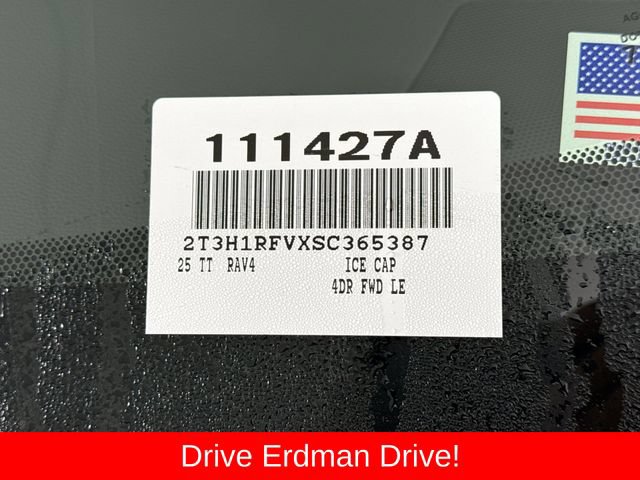 Certified 2025 Toyota RAV4 LE FWD image 30
