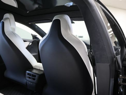 Used 2018 Tesla Model S 100D AWD/4WD image 41