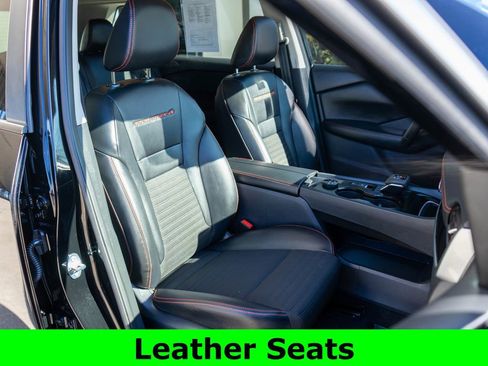 Used 2025 Nissan Rogue SV w/ Rock Creek Premium Package image 9