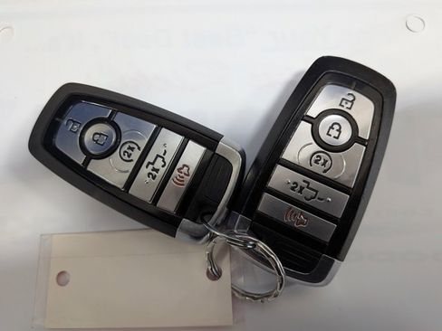 Used 2019 Ford F150 Platinum w/ Equipment Group 701A Luxury image 37