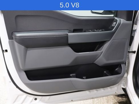 Used 2022 Ford F150 XLT image 11