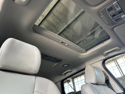 Used 2022 Kia Telluride EX w/ Towing Package AWD/4WD image 24
