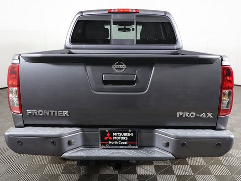 Used 2021 Nissan Frontier PRO-4X w/ Pro-4x Utility Package AWD/4WD image 11