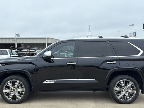 Certified 2024 Toyota Sequoia Capstone AWD/4WD image 2