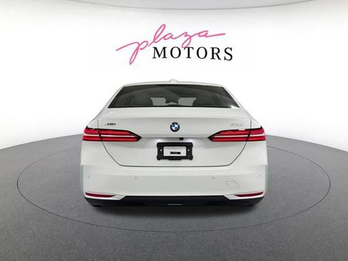 New 2026 BMW 530i xDrive w/ Premium Package AWD/4WD image 5