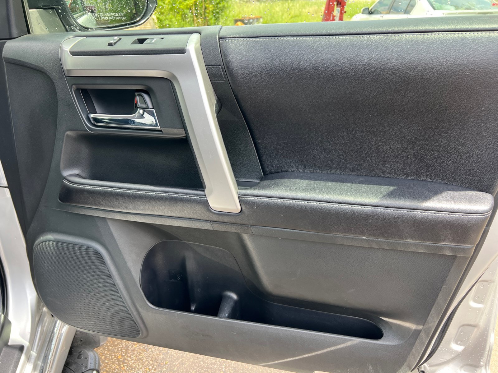 Used 2016 Toyota 4Runner Limited AWD/4WD image 17