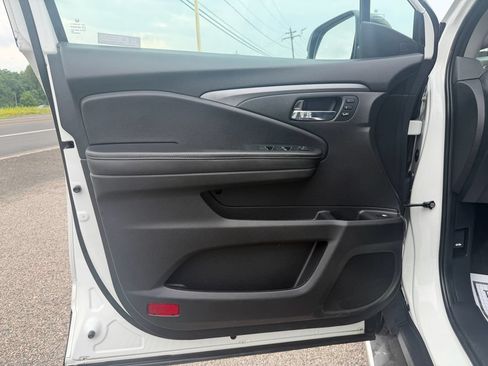 Used 2023 Honda Ridgeline RTL image 9