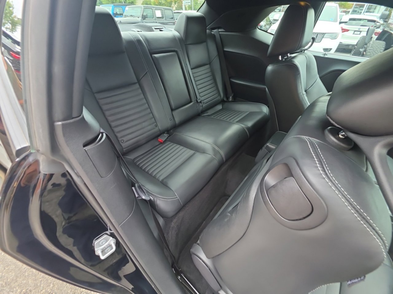 Used 2011 Dodge Challenger R/T RWD image 19