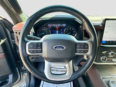 Used 2023 Ford Expedition Max Limited image 12