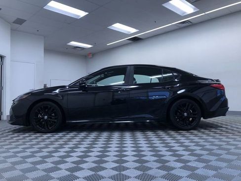 Certified 2025 Toyota Camry SE image 11