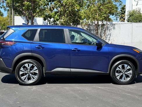Certified 2023 Nissan Rogue SV image 3