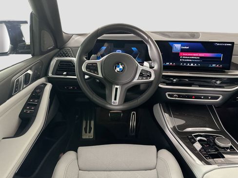 Certified 2025 BMW X5 M60i w/ Climate Comfort Package image 24