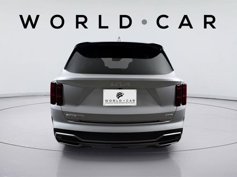 Certified 2023 Kia Sorento SX Prestige image 8