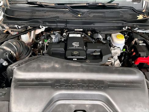 Used 2024 RAM 2500 Laramie w/ Safety Group AWD/4WD image 31