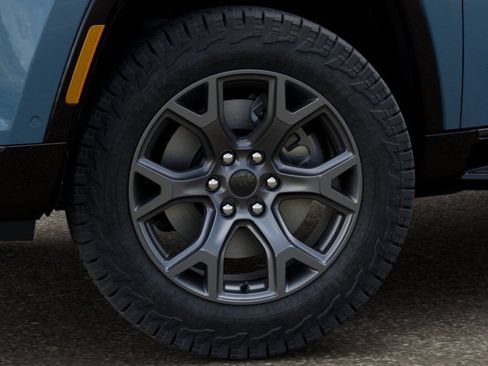 New 2026 Jeep Grand Wagoneer 4WD image 8