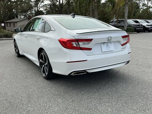 Used 2021 Honda Accord Sport image 3