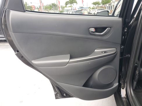 Used 2022 Hyundai Kona SEL image 29