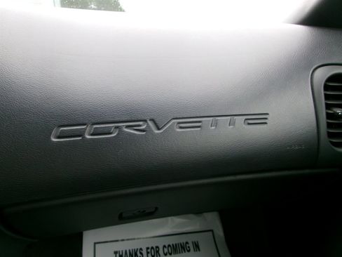 Used 2008 Chevrolet Corvette Coupe image 13
