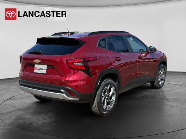 Used 2024 Chevrolet Trax LT FWD image 7