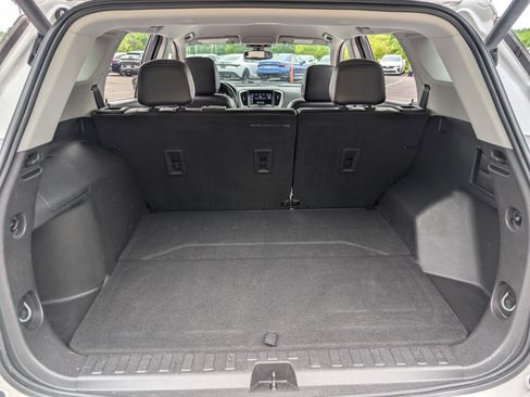 Used 2021 GMC Terrain SLT w/ Elevation Edition FWD image 18