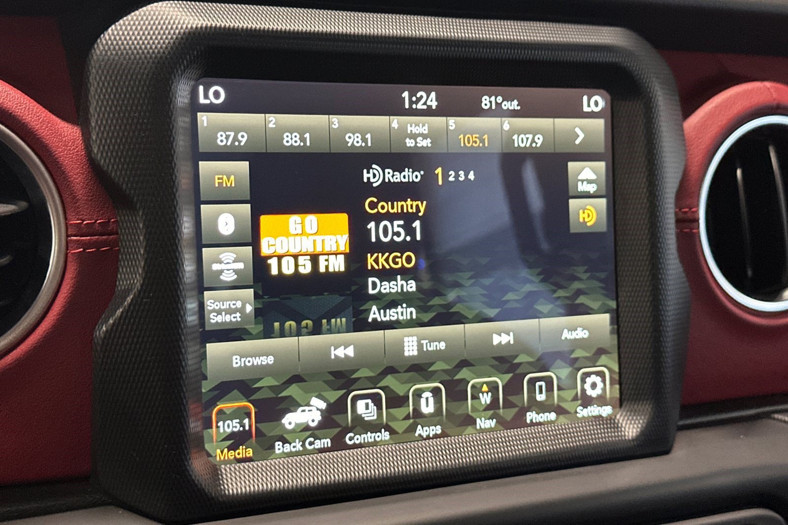 Used 2023 Jeep Wrangler Unlimited Rubicon 4xe AWD/4WD image 22