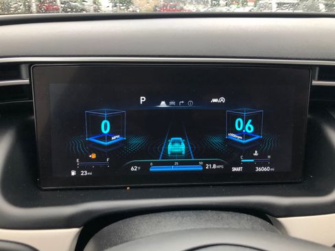 Certified 2023 Hyundai Tucson Limited AWD/4WD image 10