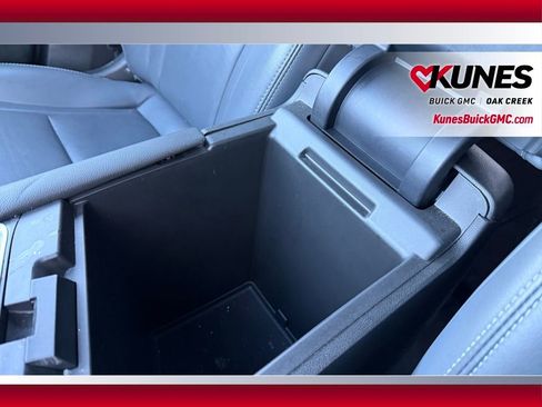 Used 2022 Buick Enclave Premium w/ LPO, Touring Package image 24