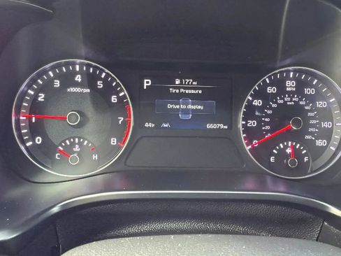 Used 2023 Kia Forte LXS image 16