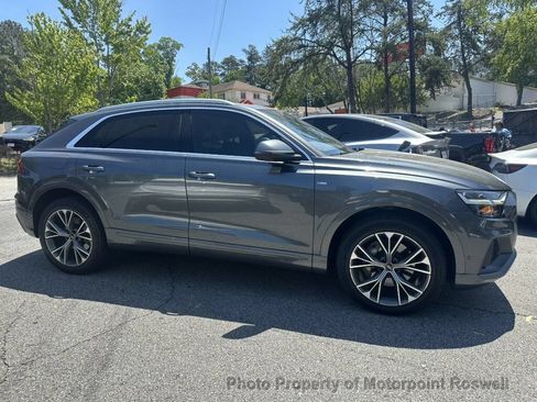 Used 2022 Audi Q8 Premium Plus AWD/4WD image 10