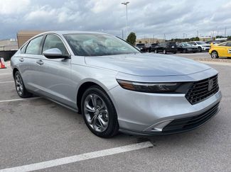 Used 2024 Honda Accord EX video 3