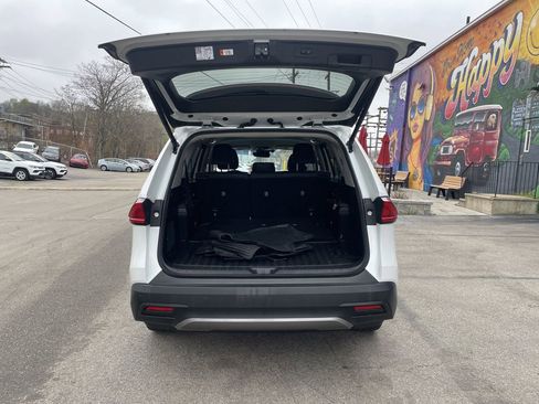 Used 2024 Toyota Grand Highlander Limited image 13