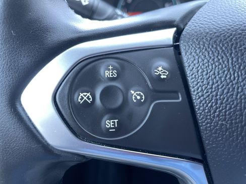 Used 2023 Chevrolet Traverse LT AWD/4WD image 33