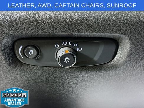 Used 2023 Chevrolet Traverse Premier AWD/4WD image 10