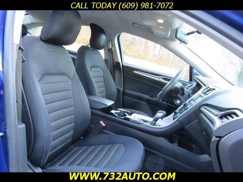 Used 2014 Ford Fusion SE image 7