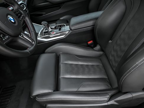 Used 2024 BMW M4 xDrive Competition w/ Executive Package AWD/4WD image 33